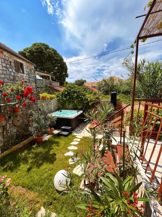 Skala With Hot Tub & Kala With Terrace