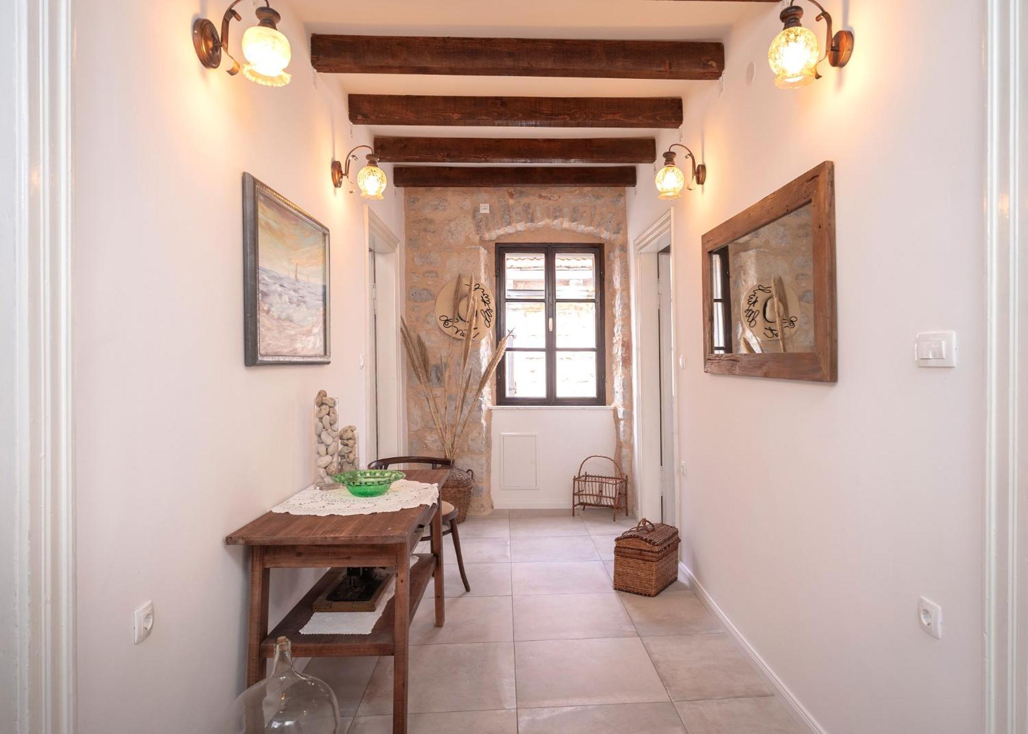 Skala With Hot Tub & Kala With Terrace Apartment *