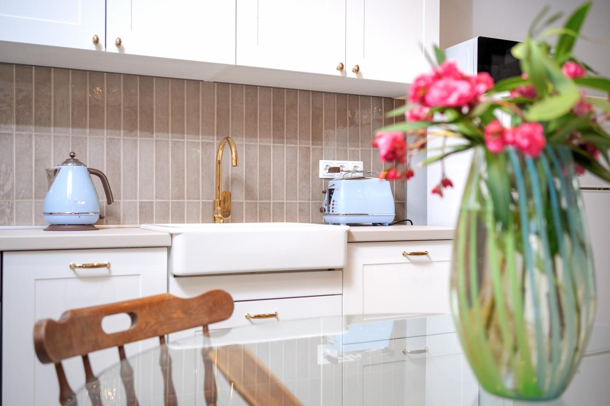 Apartment Skala With Hot Tub & Kala With Terrace Pitve